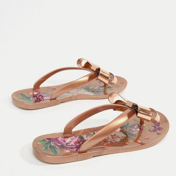 Ted Baker London Susie P Bow Jelly Flip-Flops in Pink Metallic Floral size 9W/40 - Picture 4 of 9